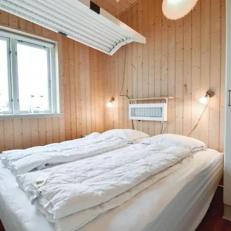 Four-bedroom Holiday In Holiday home